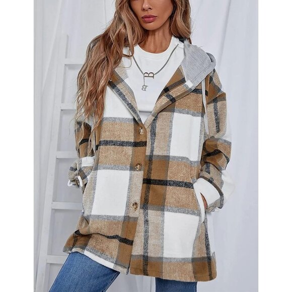 Casual Women's Plaid Hooded Shacket – Versatile Flannel Jacket with Two Pockets - Picture 2 of 5